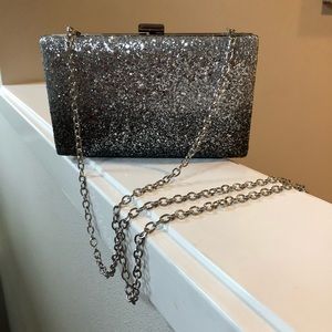 Sondra Roberts clutch!